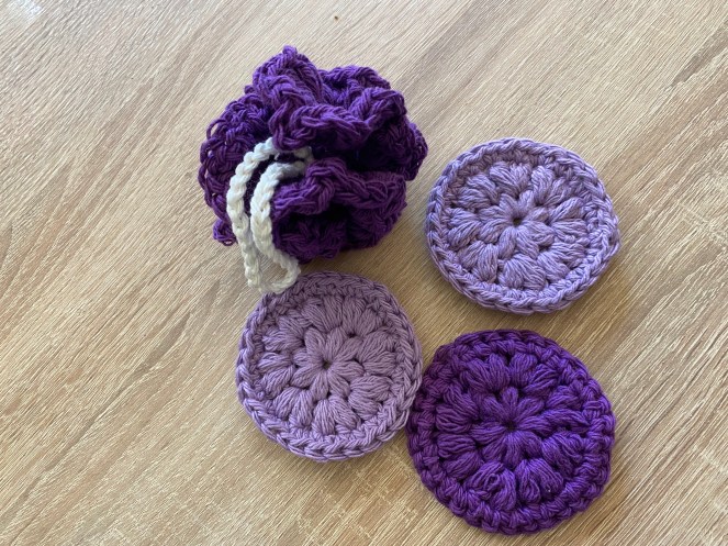 Bath Pouf & Face Scrubbies